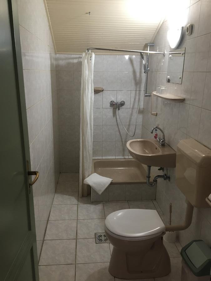 기오르 Muskatli Panzio B&B 외부 사진