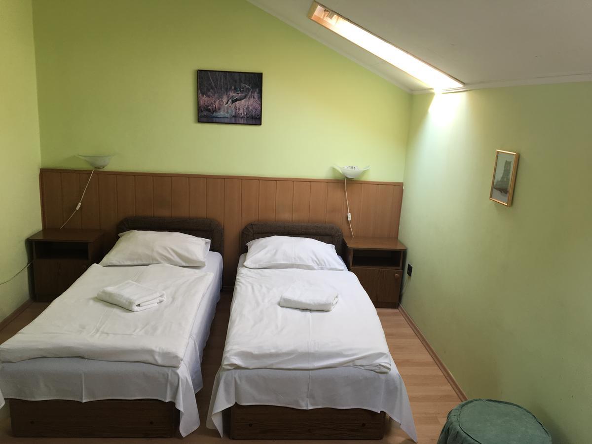 기오르 Muskatli Panzio B&B 외부 사진